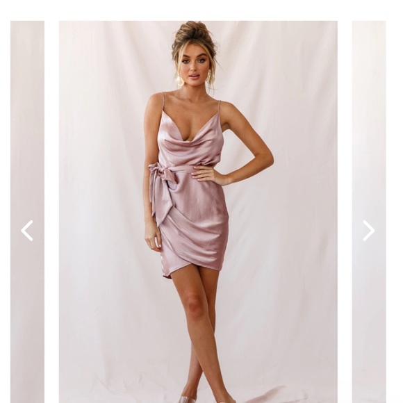 Selfie Leslie pink satin dress - Picture 2 of 4